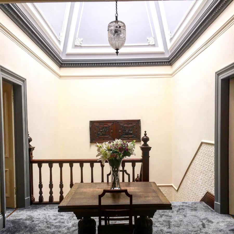 Royal Gardens Apartments 스털링 외부 사진